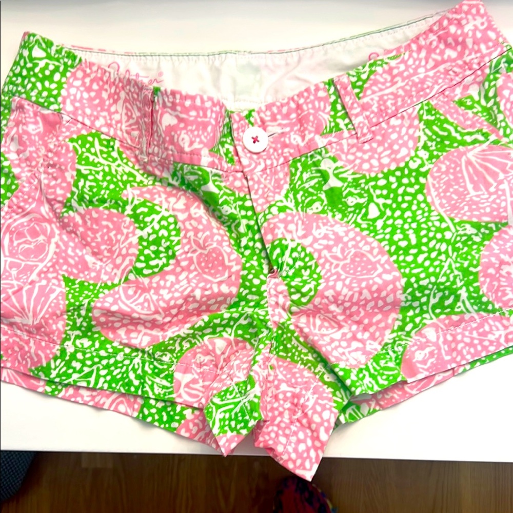 Lilly Pulitzer Women’s Pink & Green Printed Shorts